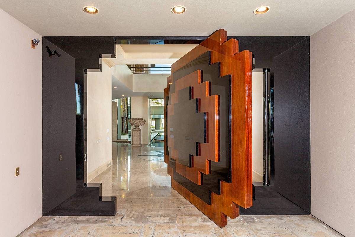 Die Paint Mountain Mansion der purer Luxus über San Diego